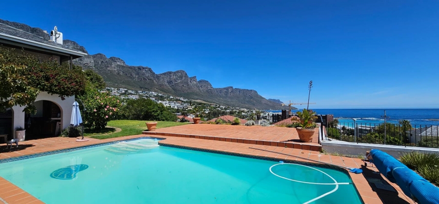 11 Bedroom Property for Sale in Camps Bay Western Cape